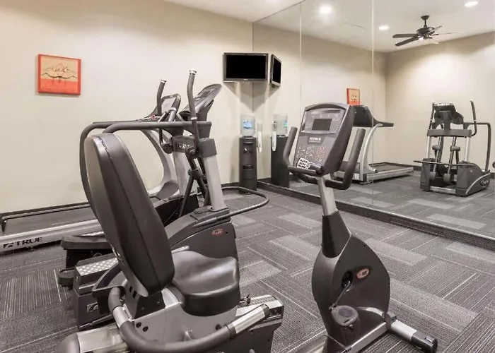 2 Bd 1 Ba Lux2